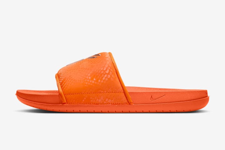 kobe bryant flip flops