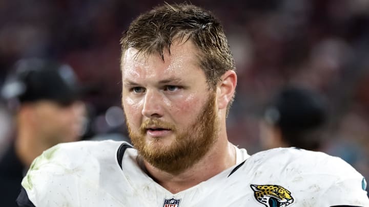 Nov 23, 2025; Glendale, Arizona, USA; Jacksonville Jaguars offensive lineman Cole Van Lanen (70) against the Arizona Cardinals at State Farm Stadium. Mandatory Credit: Mark J. Rebilas-Imagn Images Nov 23, 2025; Glendale, Arizona, USA; Jacksonville Jaguars offensive lineman Cole Van Lanen (70) against the Arizona Cardinals at State Farm Stadium. Mandatory Credit: Mark J. Rebilas-Imagn Images