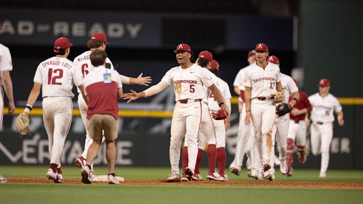 Feb 23, 2024; Arlington, TX, USA; The Arkansas Razorbacks plays against the Oregon State Beavers