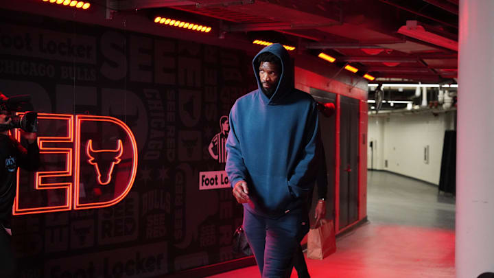 Dec 26, 2025; Chicago, Illinois, USA; Philadelphia 76ers center Joel Embiid (21) enters the United Center before a game against the Chicago Bulls. Mandatory Credit: David Banks-Imagn Images Dec 26, 2025; Chicago, Illinois, USA; Philadelphia 76ers center Joel Embiid (21) enters the United Center before a game against the Chicago Bulls. Mandatory Credit: David Banks-Imagn Images