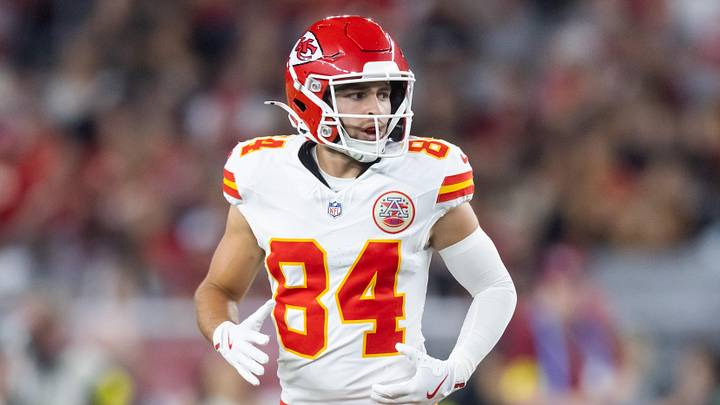 Aug 9, 2025; Glendale, Arizona, USA; Kansas City Chiefs wide receiver Mac Dalena (84) against the Arizona Cardinals during a preseason NFL game Aug 9, 2025; Glendale, Arizona, USA; Kansas City Chiefs wide receiver Mac Dalena (84) against the Arizona Cardinals during a preseason NFL game
