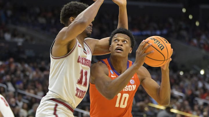 Mar 30, 2024; Los Angeles, CA, USA; Clemson Tigers forward RJ Godfrey (10) 
