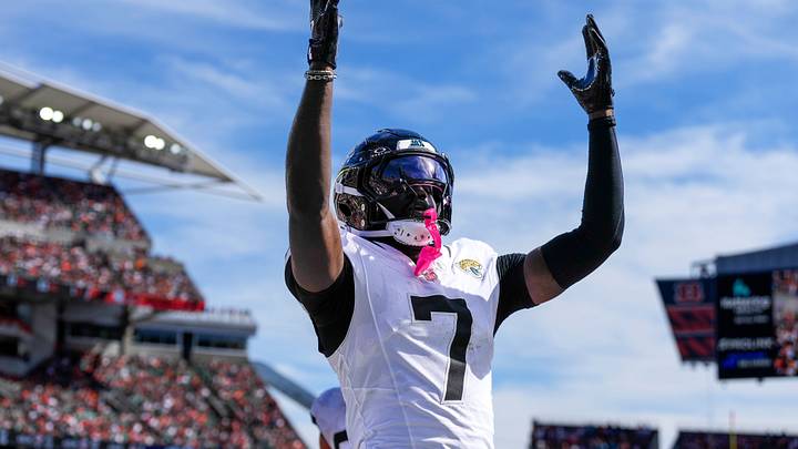 Jacksonville Jaguars wide receiver Brian Thomas Jr. (7) celebrates a touchdown catch in the second quarter of the NFL Week 4 game between the Cincinnati Bengals and the Jacksonville Jaguars at Paycor Stadium in Cincinnati on Sunday, Oct. 4, 2026.