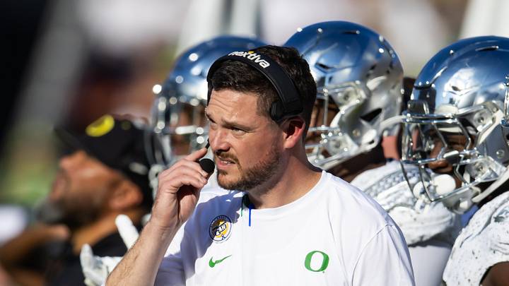 Nov 18, 2023; Tempe, Arizona, USA; Oregon Ducks head coach Dan Lanning against the Arizona State Sun Devils at Mountain America Stadium. Mandatory Credit: Mark J. Rebilas-Imagn Images Nov 18, 2023; Tempe, Arizona, USA; Oregon Ducks head coach Dan Lanning against the Arizona State Sun Devils at Mountain America Stadium. Mandatory Credit: Mark J. Rebilas-Imagn Images