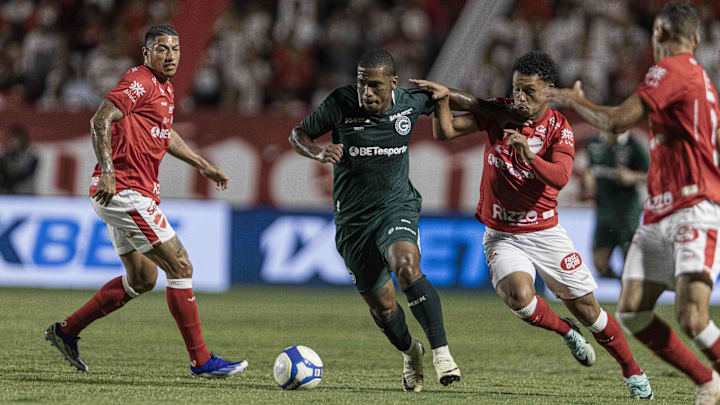Goiás enfrenta o Vila Nova em clássico da Série B 