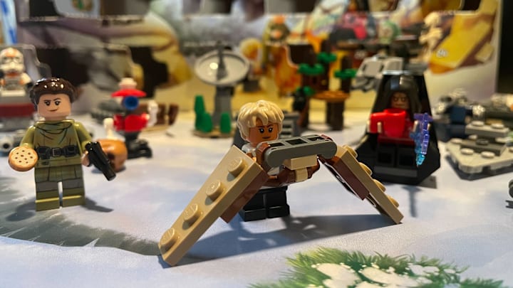 2023 Star Wars LEGO Advent Calendar Day 23. Image credit: Eric Clayton / Dork Side of the Force.