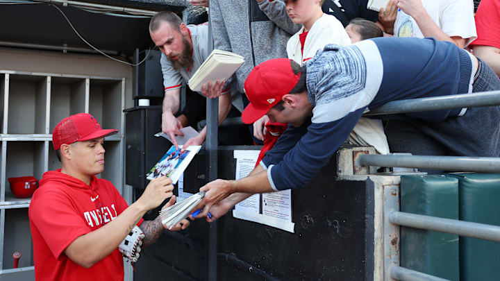 Los Angeles Angels v Chicago White Sox
