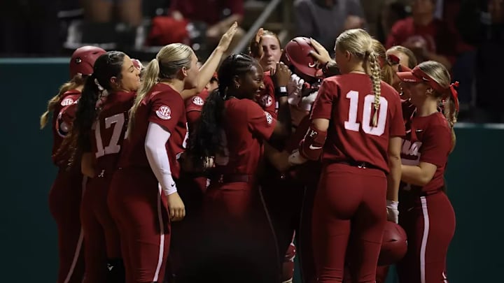 The University of Alabama softball team celebrates after a home run against Mizzou at Rhoads Stadium in Tuscaloosa, AL on Saturday, Apr 26, 2025.