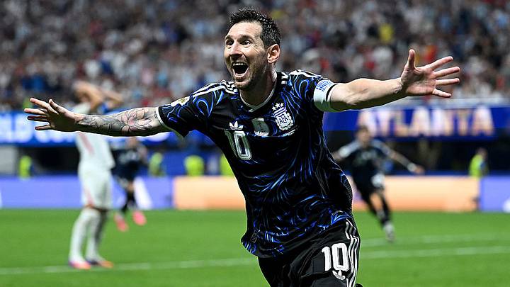 The GOAT bids farewell to the national team. The GOAT bids farewell to the national team.