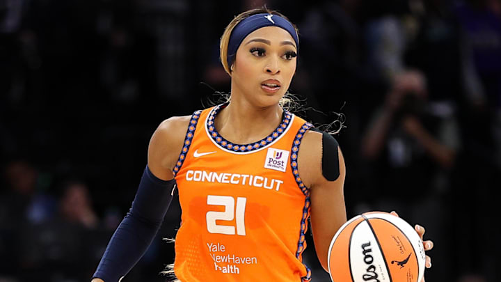 Oct 1, 2024; Minneapolis, Minnesota, USA; Connecticut Sun guard DiJonai Carrington (21) dribbles during the second half of game two of the 2024 WNBA Semi-finals against the Minnesota Lynx at Target Center. Mandatory Credit: Matt Krohn-Imagn Images Oct 1, 2024; Minneapolis, Minnesota, USA; Connecticut Sun guard DiJonai Carrington (21) dribbles during the second half of game two of the 2024 WNBA Semi-finals against the Minnesota Lynx at Target Center. Mandatory Credit: Matt Krohn-Imagn Images