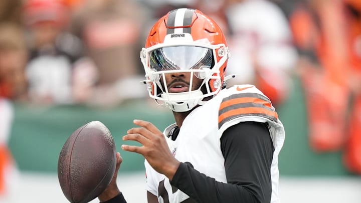 Nov 9, 2025; East Rutherford, New Jersey, USA;  Cleveland Browns Cleveland Browns quarterback Shedeur Sanders (12) before the game against the New York Jets at MetLife Stadium. Mandatory Credit: Robert Deutsch-Imagn Images