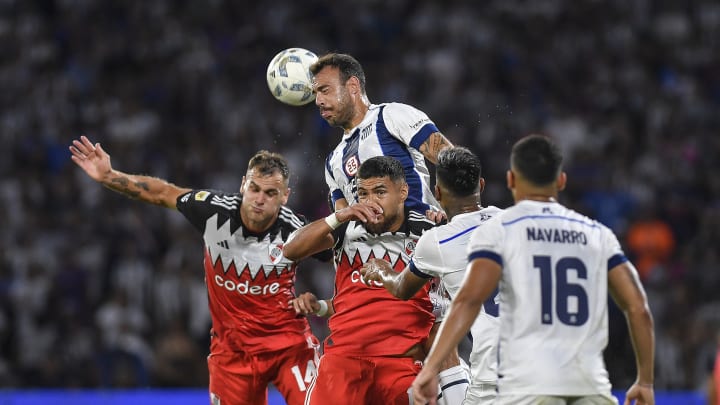 Talleres v River Plate - Copa de la Liga Profesional 2024