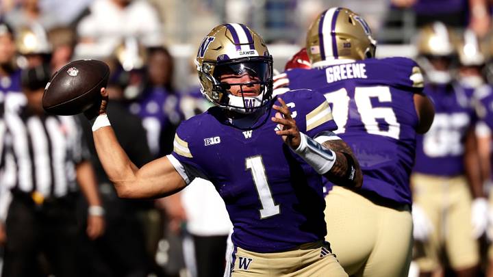 Sep 6, 2026; Seattle, Washington, USA; Washington Huskies quarterback Demond Williams Jr. (1) throws a pass against the Washington State Cougars during the third quarter at Husky Stadium. Mandatory Credit: Joe Nicholson-Imagn Images Sep 6, 2026; Seattle, Washington, USA; Washington Huskies quarterback Demond Williams Jr. (1) throws a pass against the Washington State Cougars during the third quarter at Husky Stadium. Mandatory Credit: Joe Nicholson-Imagn Images