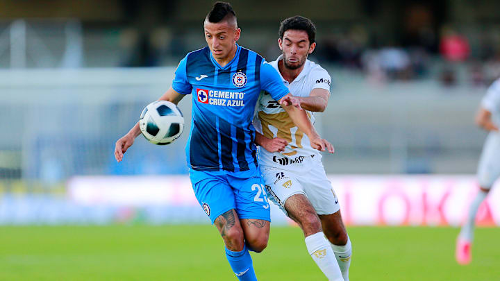 Pumas UNAM v Cruz Azul - Torneo Apertura 2021 Liga MX