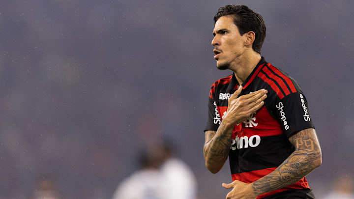 Pedro segue fazendo história no Flamengo 