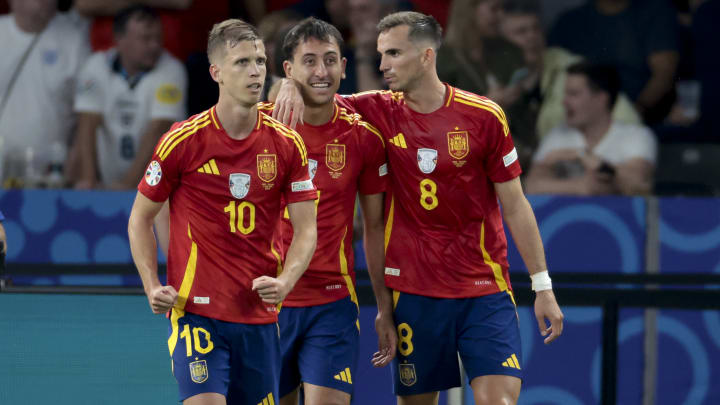 Arsenal have several Spaniards on their agenda Arsenal have several Spaniards on their agenda