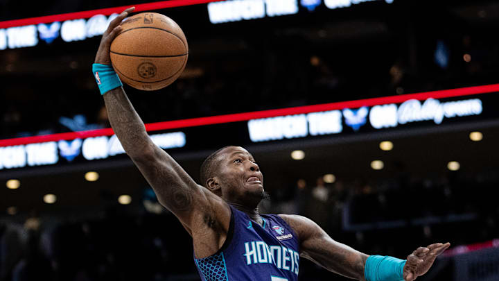 Philadelphia 76ers v Charlotte Hornets