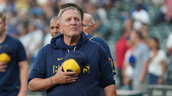 Sep 2, 2026; Chicago, Illinois, USA; Milwaukee Brewers manager Pat Murphy (00) stands for the national anthem before the game against the Chicago Cubs at Wrigley Field. Mandatory Credit: David Banks-Imagn Images Sep 2, 2026; Chicago, Illinois, USA; Milwaukee Brewers manager Pat Murphy (00) stands for the national anthem before the game against the Chicago Cubs at Wrigley Field. Mandatory Credit: David Banks-Imagn Images