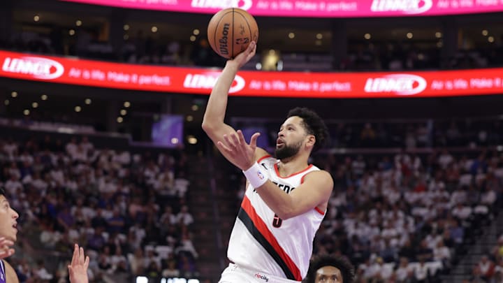Nov 14, 2023; Salt Lake City, Utah, USA; Portland Trail Blazers guard Skylar Mays (5) shoots an open shot during the second quarter against the Utah Jazz at Delta Center. Nov 14, 2023; Salt Lake City, Utah, USA; Portland Trail Blazers guard Skylar Mays (5) shoots an open shot during the second quarter against the Utah Jazz at Delta Center.