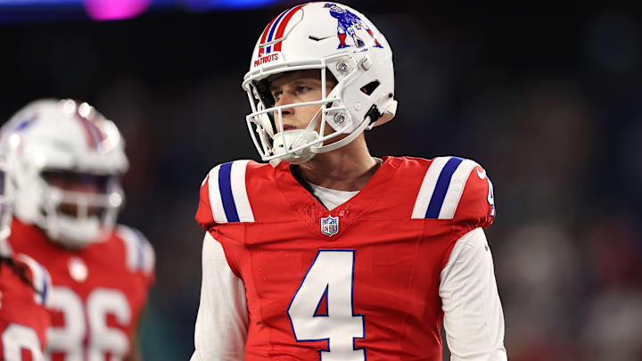Miami Dolphins v New England Patriots