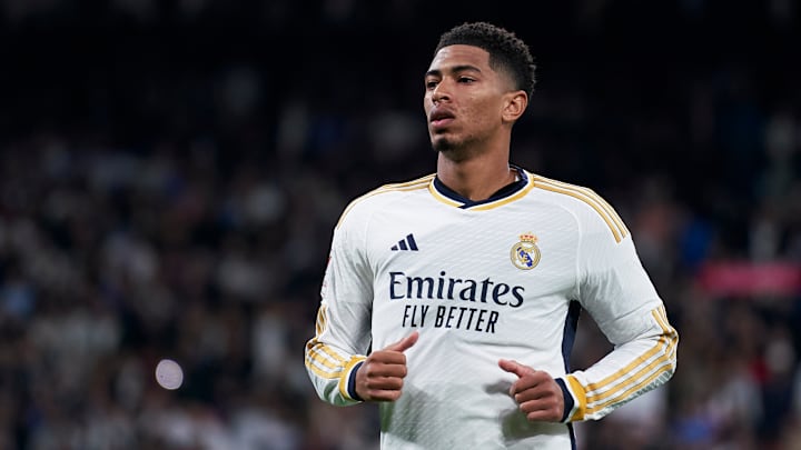 Com Bellingham, Real Madrid mira classificação para final da Supercopa da Espanha. 