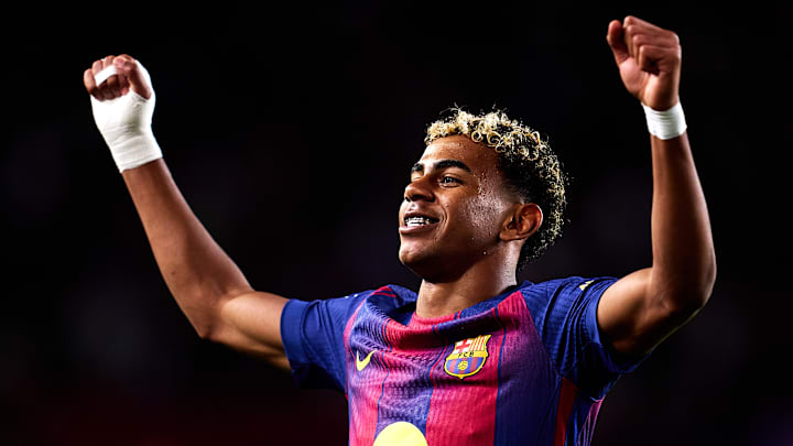 FC Barcelona v Elche CF - LaLiga EA Sports