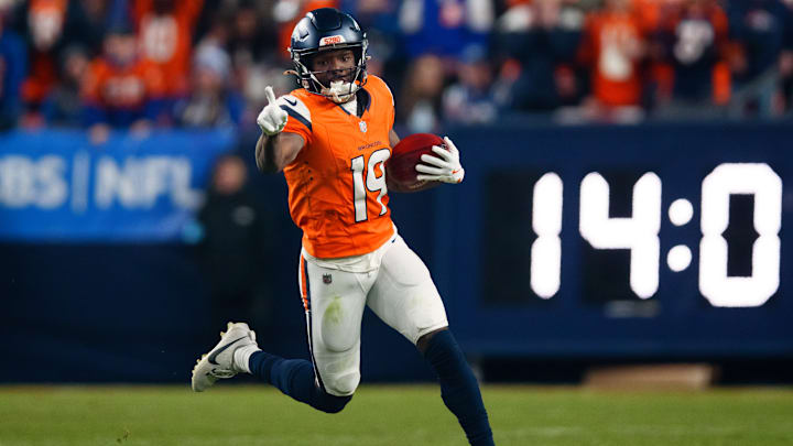 Indianapolis Colts v Denver Broncos