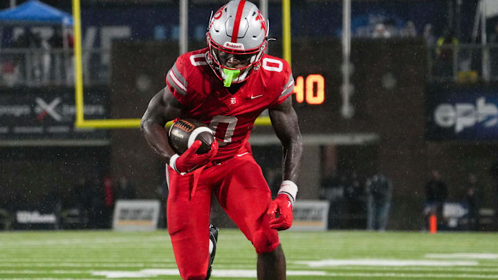 Baylor's David Gabriel Georges (0) runs in the touchdown during the Division II-AAA Championship match between Baylor versus. Brentwood Academy in Finley Stadium, Chattanooga, Tenn., on Thursday, Dec. 4, 2025.