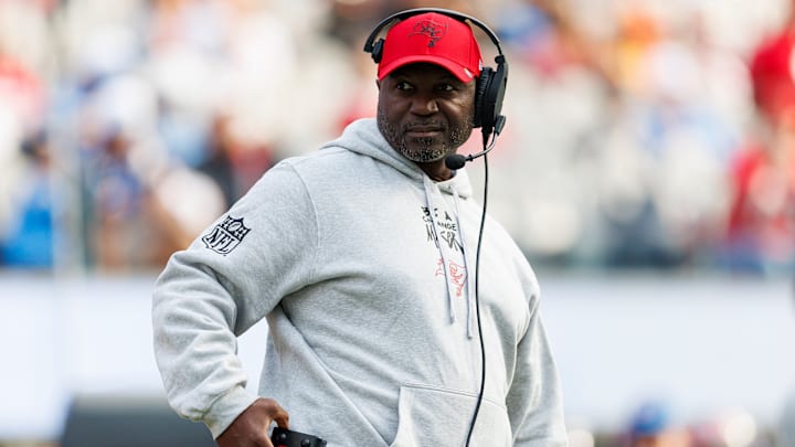 Tampa Bay Buccaneers head coach Todd Bowles quietly hired former Texas Longhorns HC Charlie Strong to his staff this week. 