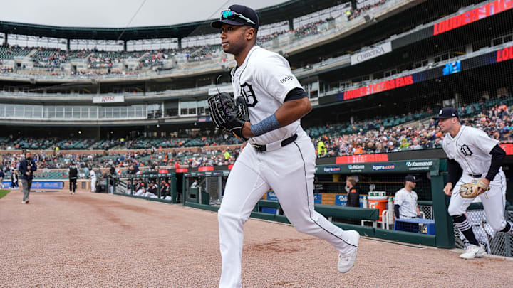 Detroit Tigers right fielder Justyn-Henry Malloy (44) takes the field for first inning against San Francisco Giants at Comerica Park in Detroit on Wednesday, May 28, 2025.