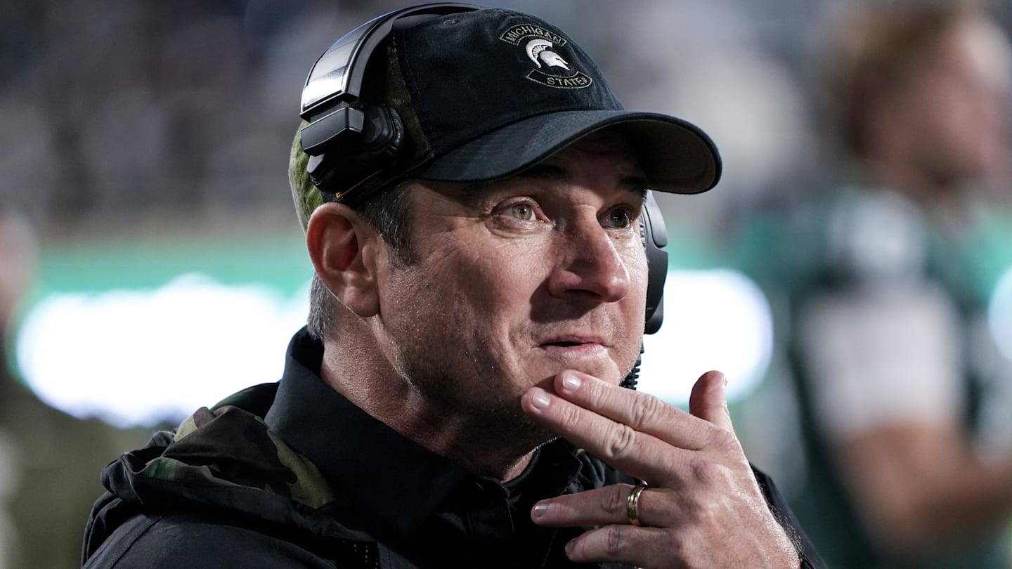 Jonathan Smith found a new way to lose at Iowa — and it’s time to move on