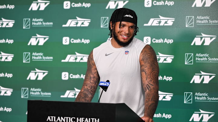 Johnson will reunite with head coach Robert Saleh in Tennessee.