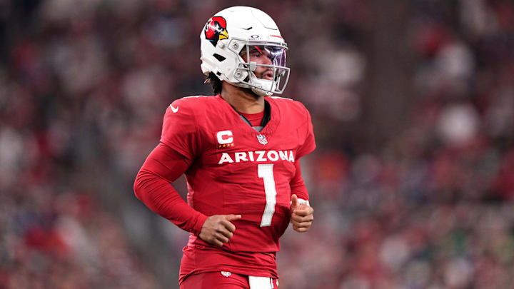 Jan 7, 2024; Glendale, Arizona, USA; Arizona Cardinals quarterback Kyler Murray (1) looks on against