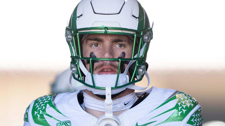 Oct 2, 2021; Stanford, California, USA;  Oregon Ducks tight end Spencer Webb (18) before the game against the Stanford Cardinal at Stanford Stadium. Mandatory Credit: Stan Szeto-Imagn Images