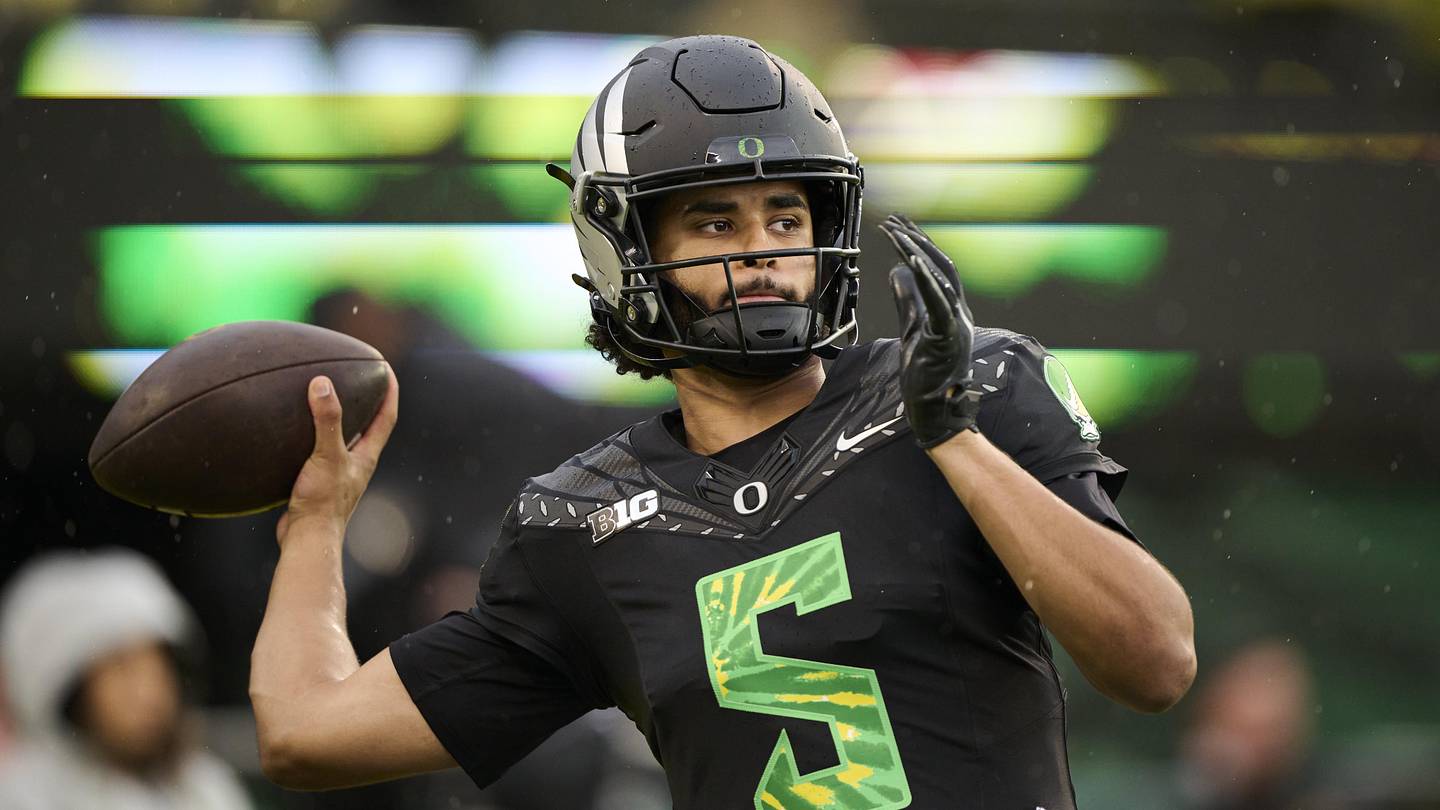 Comparing Dante Moore and Arch Manning as NFL Draft Prospect