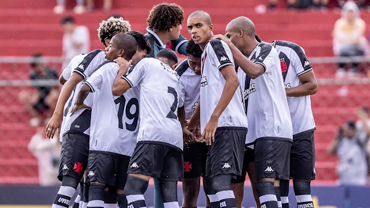 Flamengo-SP x Vasco se enfrentam pela Copinha 2025