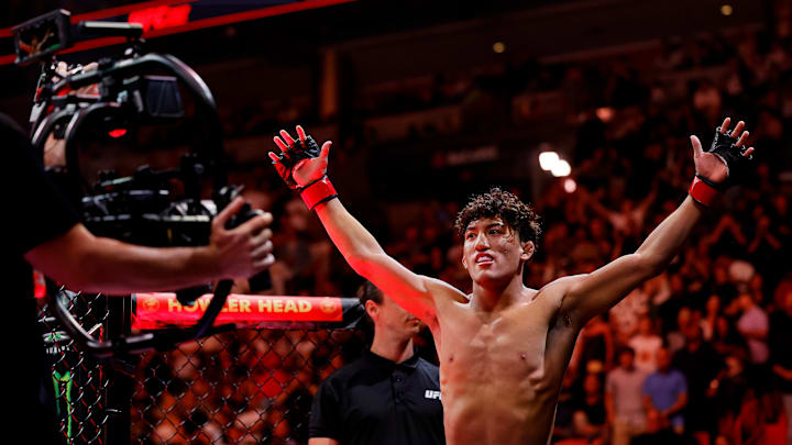 UFC 287: Rosas Jr. v Rodriguez