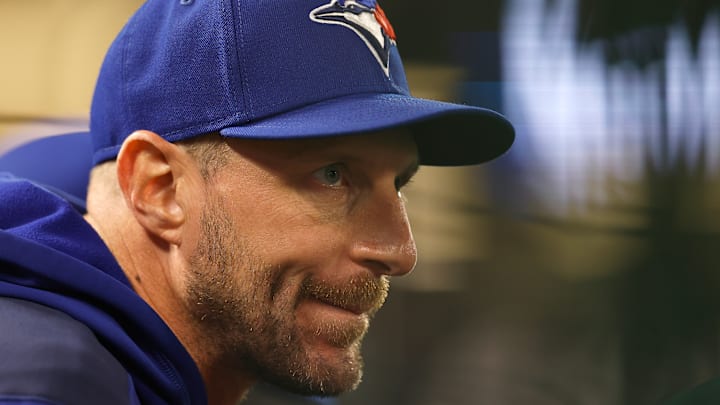 Toronto Blue Jays v Los Angeles Angels