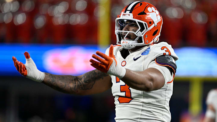 Clemson Tigers DE T.J. Parker reacts after a play during the third quarter against SMU in the 2024 ACC Championship game.