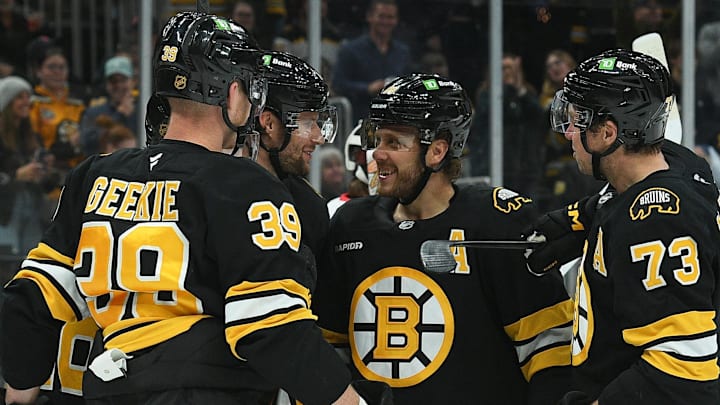 David Pastrnak and the Bruins are home favorites on Saturday night.