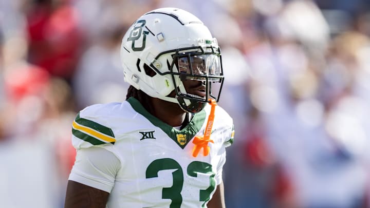 The Gators could be in the mix for two transfers, one on each side of the ball