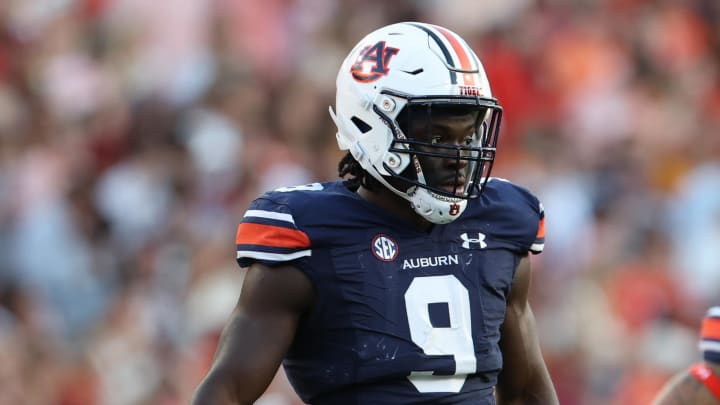 Auburn Tigers linebacker Eugene Asante Auburn Tigers linebacker Eugene Asante