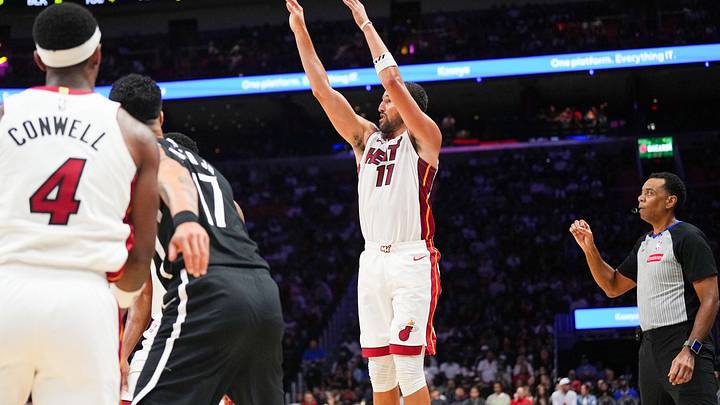 Miami Heat guard Klay Thompson (11) takes a shot (Mandatory Credit: Jim Rassol-Imagn Images) Miami Heat guard Klay Thompson (11) takes a shot (Mandatory Credit: Jim Rassol-Imagn Images)