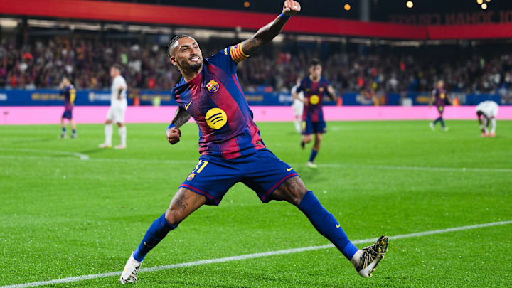 Destaque com o Barça na última temporada, Raphinha teve evolução no rating do EA Sports FC 26 