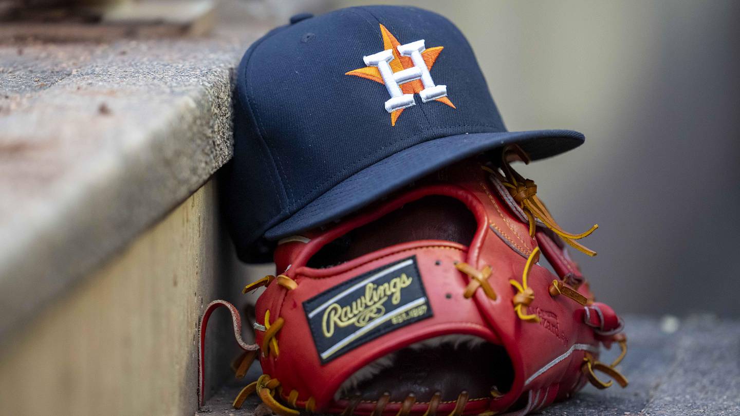 MLB Analyst Believes the Astros Can Still Turn Their Season 
