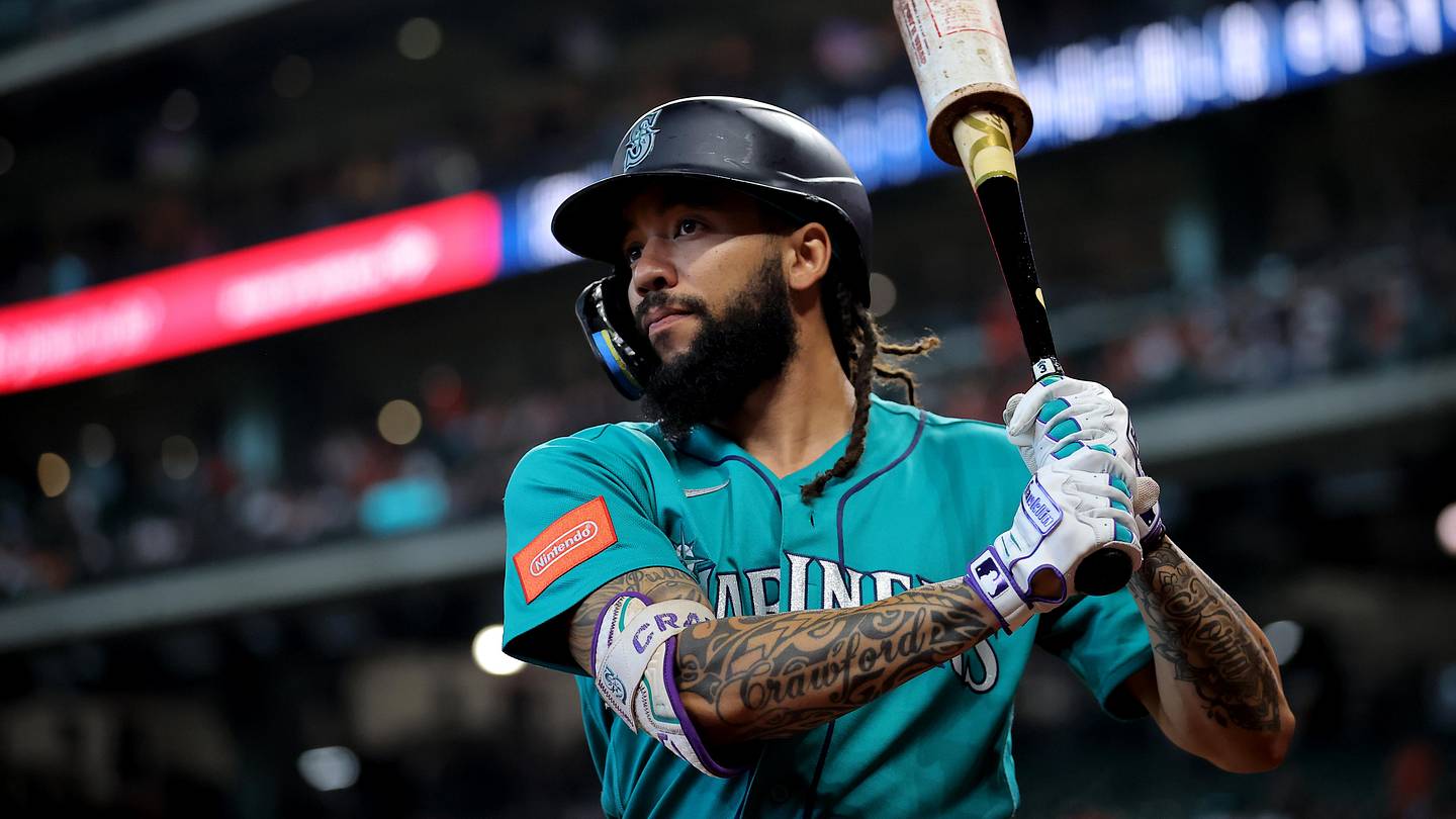 J.P. Crawford’s Leadership Gives Mariners’ Colt Emerson Transition a Softer Landing