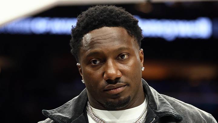 Feb 1, 2026; Phoenix, Arizona, USA; Washington Commanders player Deebo Samuel Sr. in attendance of the Phoenix Suns game against the Los Angeles Clippers in the first half at Mortgage Matchup Center. Mandatory Credit: Mark J. Rebilas-Imagn Images