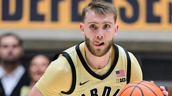 Purdue Boilermakers guard Braden Smith (3) brings the ball up court
