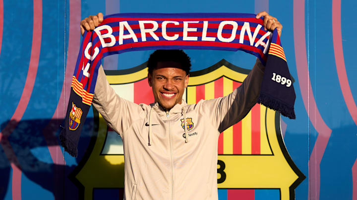 Vitor Roque llegó al FC Barcelona 