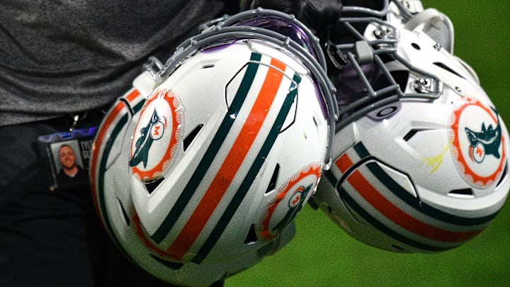 Los Angeles Chargers v Miami Dolphins